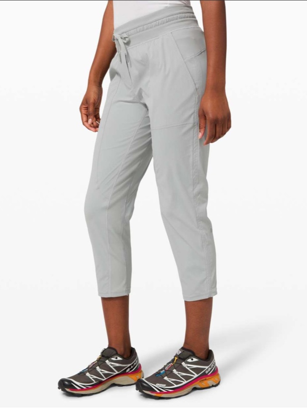 Lululemon Dance Studio Crop 25" in Silver Drop-Size 4
